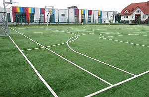 Białołęka udostępnia boiska. Gdzie i kiedy?