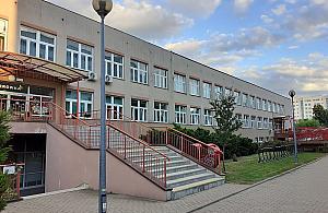 Będzie luźniej w podstawówce na Jelonkach