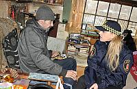 65-latek mieszkał w altanie. Strażnicy załatwili mu mieszkanie