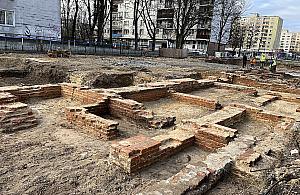 Odkrycie na terenie warszawskiego getta. Odsłonili fundamenty starej kamienicy