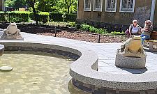 Fontanna z żabkami ponownie zdobi Muranów