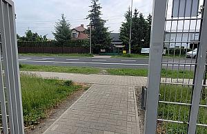 Mieszkańcy: "Brakuje przejścia dla pieszych przy Selgrosie"