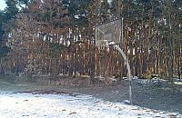 Faleniccy koszykarze zyskaj� boisko? Mieszka�cy mog� pom�c!