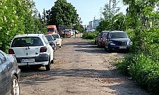 Brakuje parkingów na Młynowie. Czy PKP pomoże?