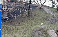 Jest szansa na schody na stromym nasypie przy Arkadii