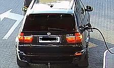 Policja poszukuje podejrzanego o kradzież paliwa