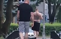 Pobili cudzoziemca. Policja poszukuje osiłków