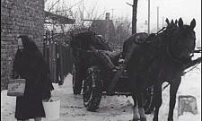 Co "Kronika" filmowała na Bielanach? Tego świata od dawna nie ma