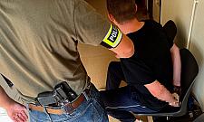 Policja zatrzymała pseudokibiców. Atakowali obok stadionu Polonii