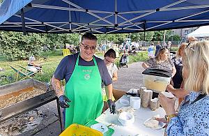 Piknik amerykański na Jelonkach. Mariusz Szwed zaprasza