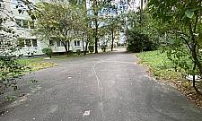 Podwórko przy Olbrachta przeszło metamorfozę. Przy Anielewicza wciąż czeka