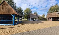 Likwidacja wiat w parku przy Magicznej. Urzędnicy wywiesili białą flagę