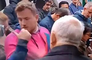 Jarosław Kaczyński odesłany na koniec kolejki. Żoliborzanie chcą przybić piątkę