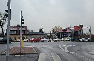 Zielone światło dla skręcających z Modlińskiej przegrało z biurokarcją