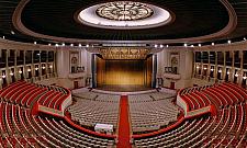 Trzaskowski czeka na... Rolling Stones. Warszawiacy na kanalizację, tramwaje, szkoły i baseny