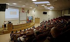 Żoliborski Uniwersytet Trzeciego Wieku przeciw cyfrowemu wykluczeniu seniorów