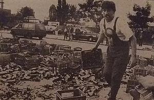 "Dramat" na Połczyńskiej. Całe skrzyżowanie w butelkach