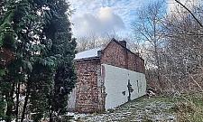 Tyle zostało z ulicy Pieńkowskiej. Rudera jedynym świadkiem historii