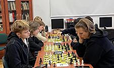 Żoliborscy licealiści rozegrali to szachowo. Kto był najlepszy?