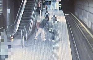 Na stacji Dworzec Gdański chciał wepchnąć ludzi pod nadjeżdżające metro?