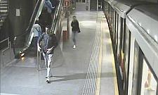 Na stacji Dworzec Gdański chciał wepchnąć ludzi pod nadjeżdżające metro?