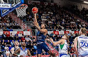 Dziki Warszawa - jak beniaminek radzi sobie w PLK?