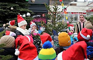 Przyozdób żoliborską choinkę życzeniami dla sąsiadów