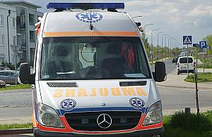 Awanturował się w karetce. Zawiódł go intelekt i trafił za kraty