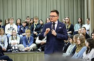 Czego marszałek Hołownia może nauczyć żoliborską młodzież?