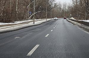 Ważna ulica w rozsypce. Czy drogowcy śpią?