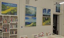 Wyjątkowa wystawa żoliborskiej malarki w czytelni Pod Sowami