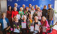 "Dzielnica, która ciągle mnie zachwyca". Seniorzy nagrali teledysk o Bemowie