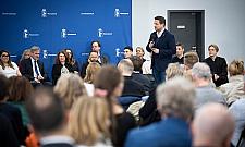 Trzaskowski w najmniejszej dzielnicy. O co pytali mieszkańcy?