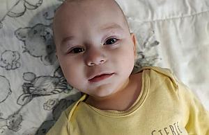 7-miesięczny syn naszych sąsiadów potrzebuje pomocy