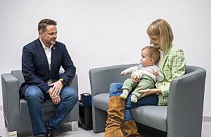 Wielki sukces lekarzy z Bielan. Uratowali dziecko z rozszczepem kręgosłupa