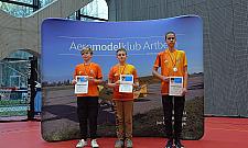 Poznaj romantyzm tanecznego lotu modeli lotniczych