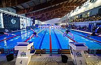 Na basenie przy Potockiej celowo wyłączają oświetlenie? OSiR zaprzecza