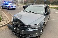 Pijany uderzył w słup. Kierowca w areszcie, samochód skonfiskowany