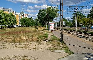 Nowy chodnik wzdłuż Wólczyńskiej tuż-tuż