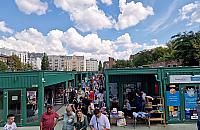 Garażówki wracają na bazar Różyckiego