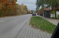 Podwójna ciągła na Wałuszewskiej? Ratusz nie widzi potrzeby