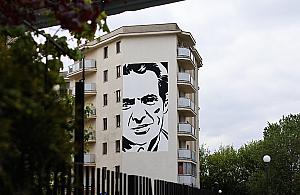 Wybitny opozycjonista upamiętniony na Bielanach. Powstał mural Modzelewskiego