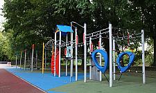 Więcej atrakcji w sąsiedztwie stacji metra Kondratowicza?