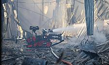 Ogromny pożar kompleksu handlowego Marywilska 44