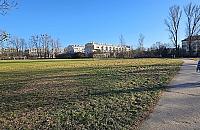 Boisko na osiedlu Przyjaźń pozostanie stare i brzydkie