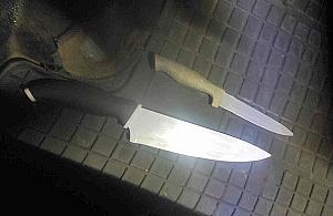 Awantura, wyzwiska, bójka i... noże. Dwoje zatrzymanych