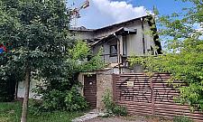 Ta rudera była kiedyś "pałacem". "Nic nie trwa wiecznie"