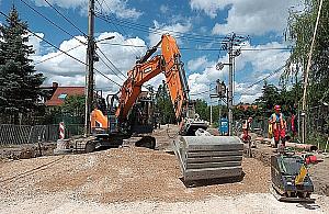 Kąty Grodziskie - prace idą do przodu. Do końca jednak daleko