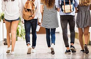 Co zyskujesz ucząc się w liceum plastycznym? Korzyści i możliwości twórczego rozwoju