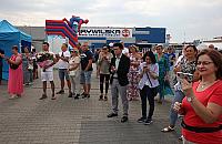 Marywilska 44 ju� dzia�a. Jak wygl�da�y pierwsze dni handlu po po�arze?